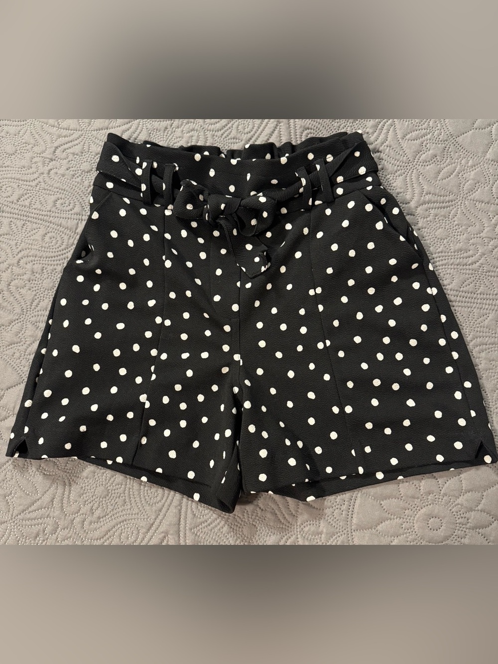 Maurices Black Polka Dot Tie-Waist High-Rise Shorts Small